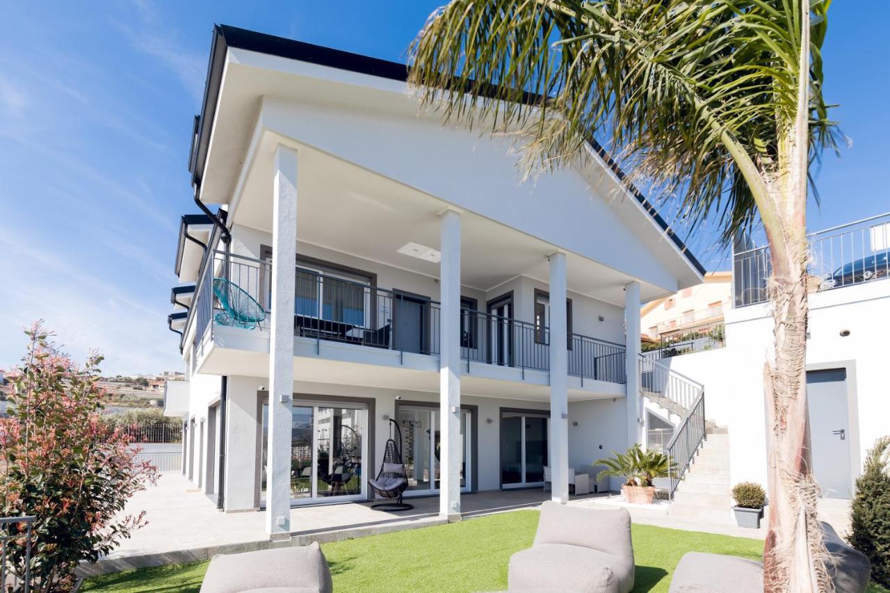 Villa La Matta Apartments And Luxury Suites Sanremo Eksteriør bilde